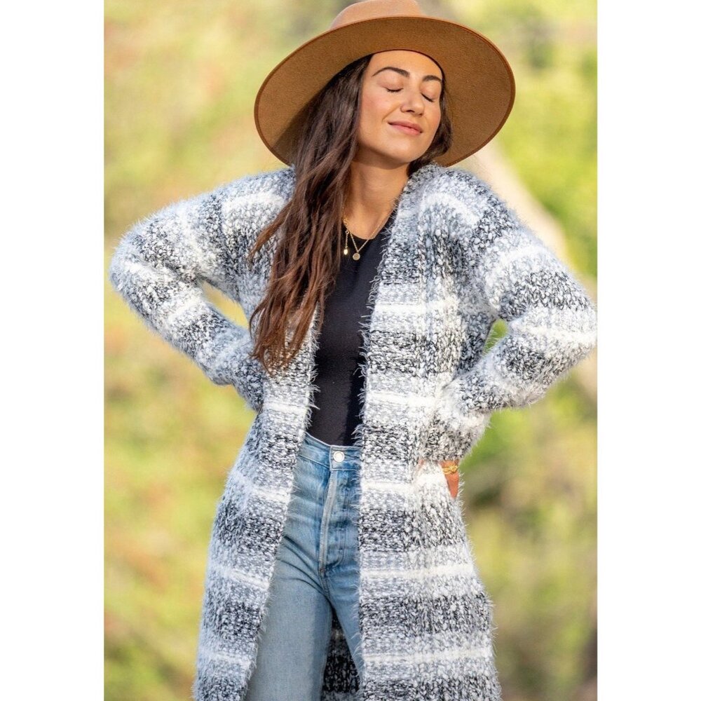 Love Stitch Moonbeam Striped Fuzzy Cardigan – Small – NWT